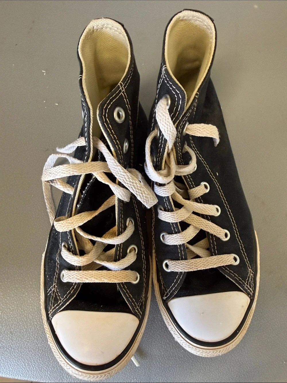 Kids converse size 3 girls
